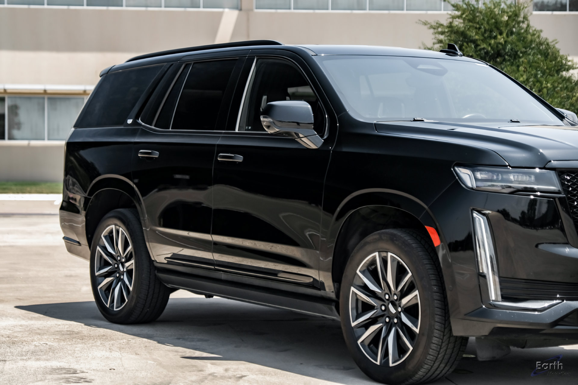 Used 2023 Cadillac Escalade Sport Platinum AWD/4WD image 25