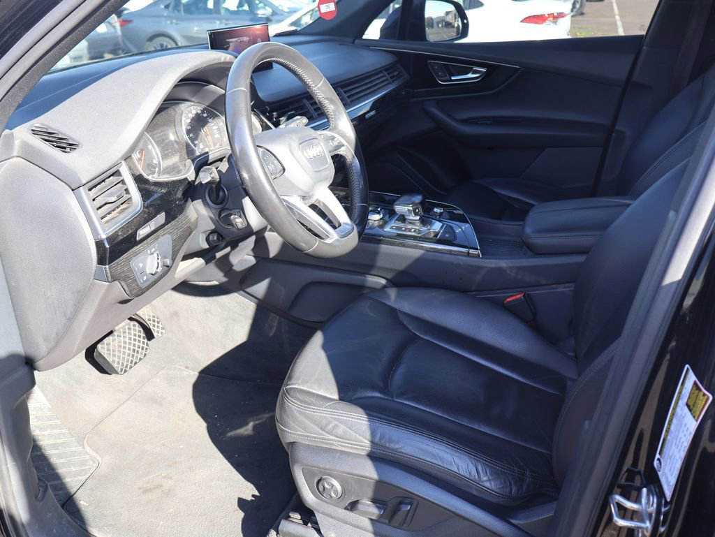 Used 2017 Audi Q7 3.0T Premium Plus image 4