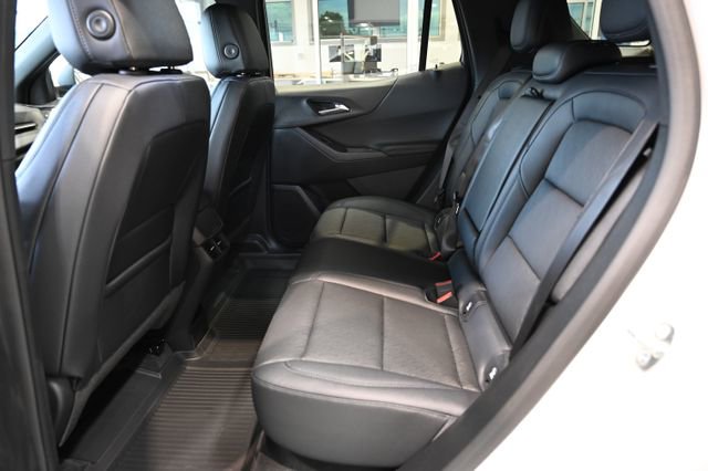 New 2026 Chevrolet Equinox LT FWD image 11