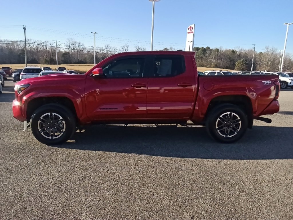 Used 2024 Toyota Tacoma TRD Sport image 6