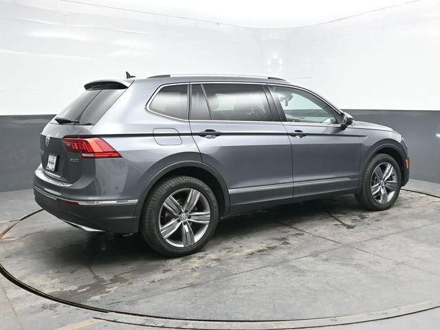 Used 2020 Volkswagen Tiguan SEL w/ 3rd Row Seat Package image 7