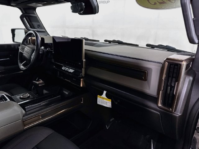 Used 2025 GMC Hummer EV 2X AWD/4WD image 30