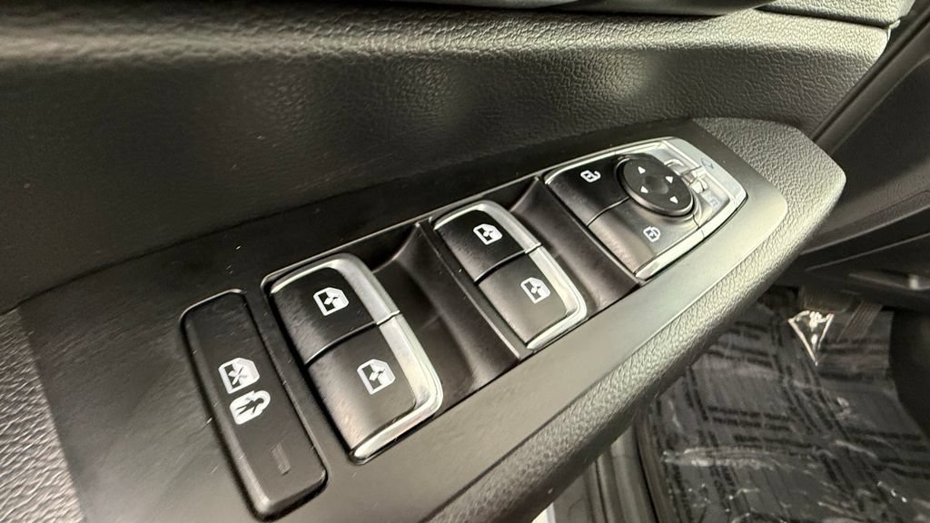 Used 2023 Kia Telluride EX w/ EX Captain's Chair Package AWD/4WD image 12