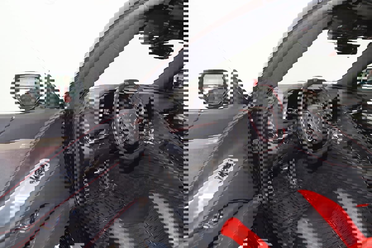 Used 2020 Chevrolet Corvette Stingray Premium Cpe w/ 3LT Preferred Equipment Group image 77