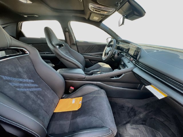 New 2026 Hyundai Elantra N FWD image 28