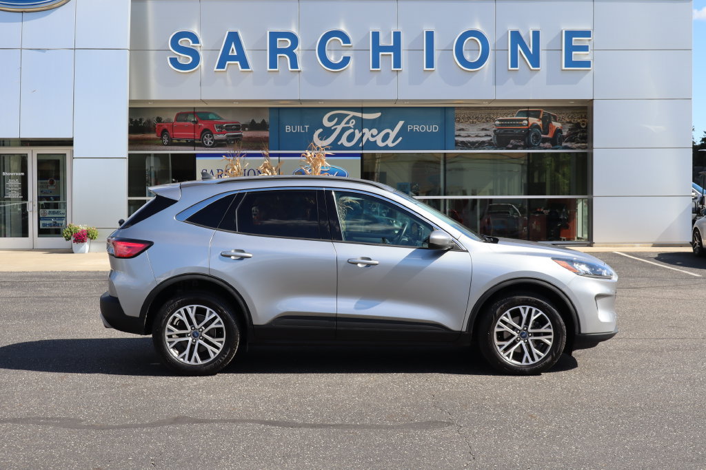 Used 2022 Ford Escape SEL w/ Class II Trailer Tow Package AWD/4WD image 2
