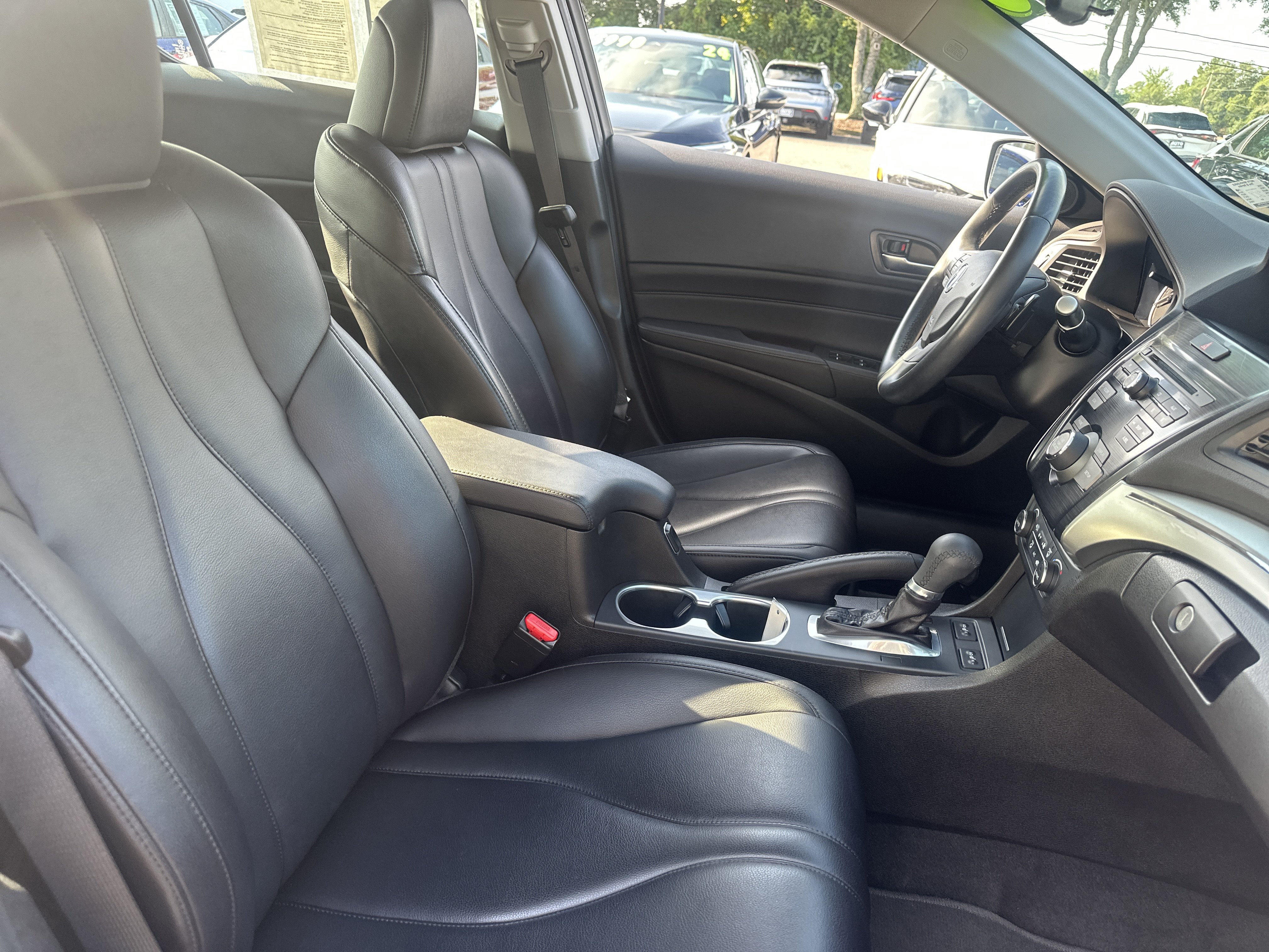 Used 2020 Acura ILX FWD image 5