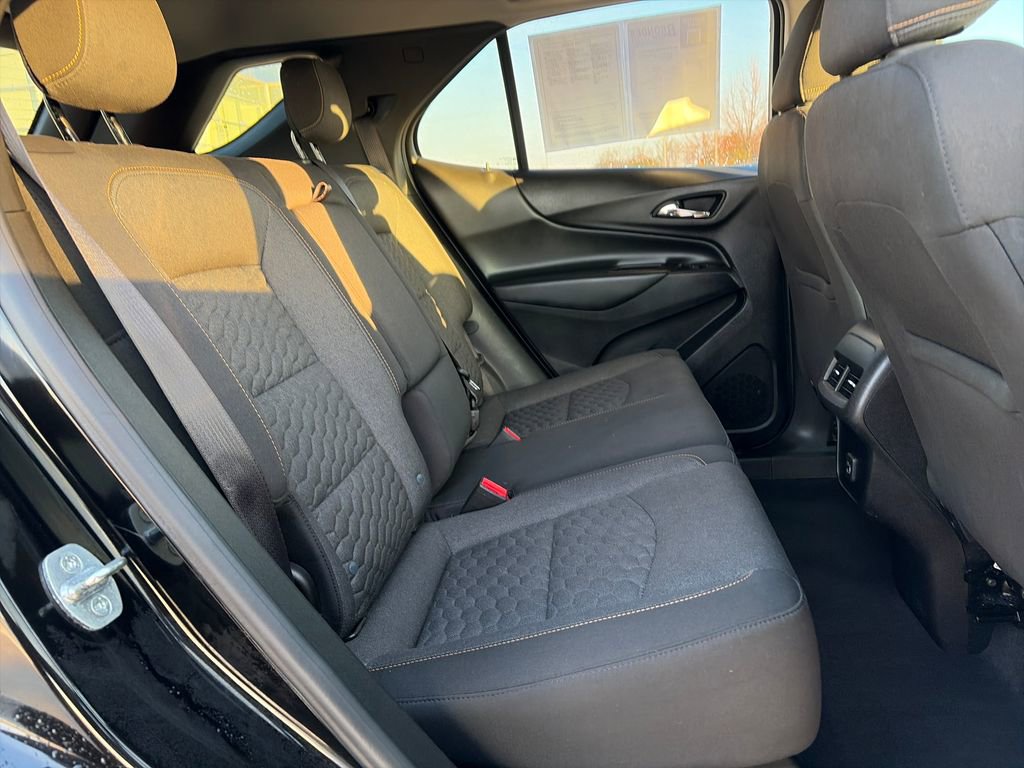 Used 2019 Chevrolet Equinox LT w/ Driver Convenience Package image 33