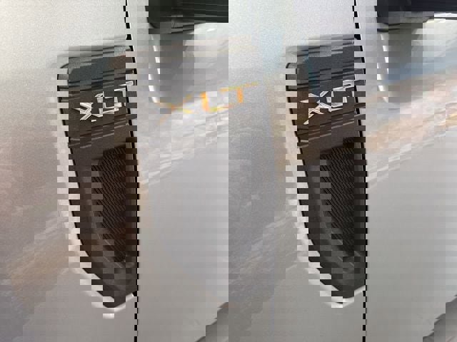 Used 2024 Ford Maverick XLT w/ XLT Luxury Package image 15