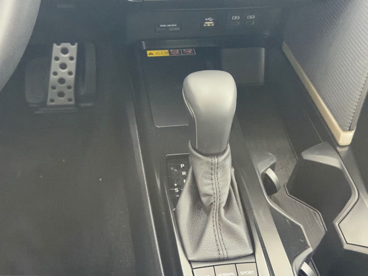 Used 2026 Toyota Camry SE w/ Convenience Package FWD image 21