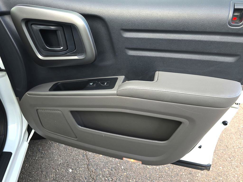 Used 2014 Honda Ridgeline RTL image 25