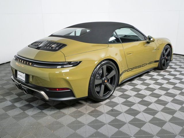 New 2026 Porsche 911 GTS image 26