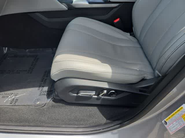 Certified 2024 Acura MDX SH-AWD w/ Technology Package image 17