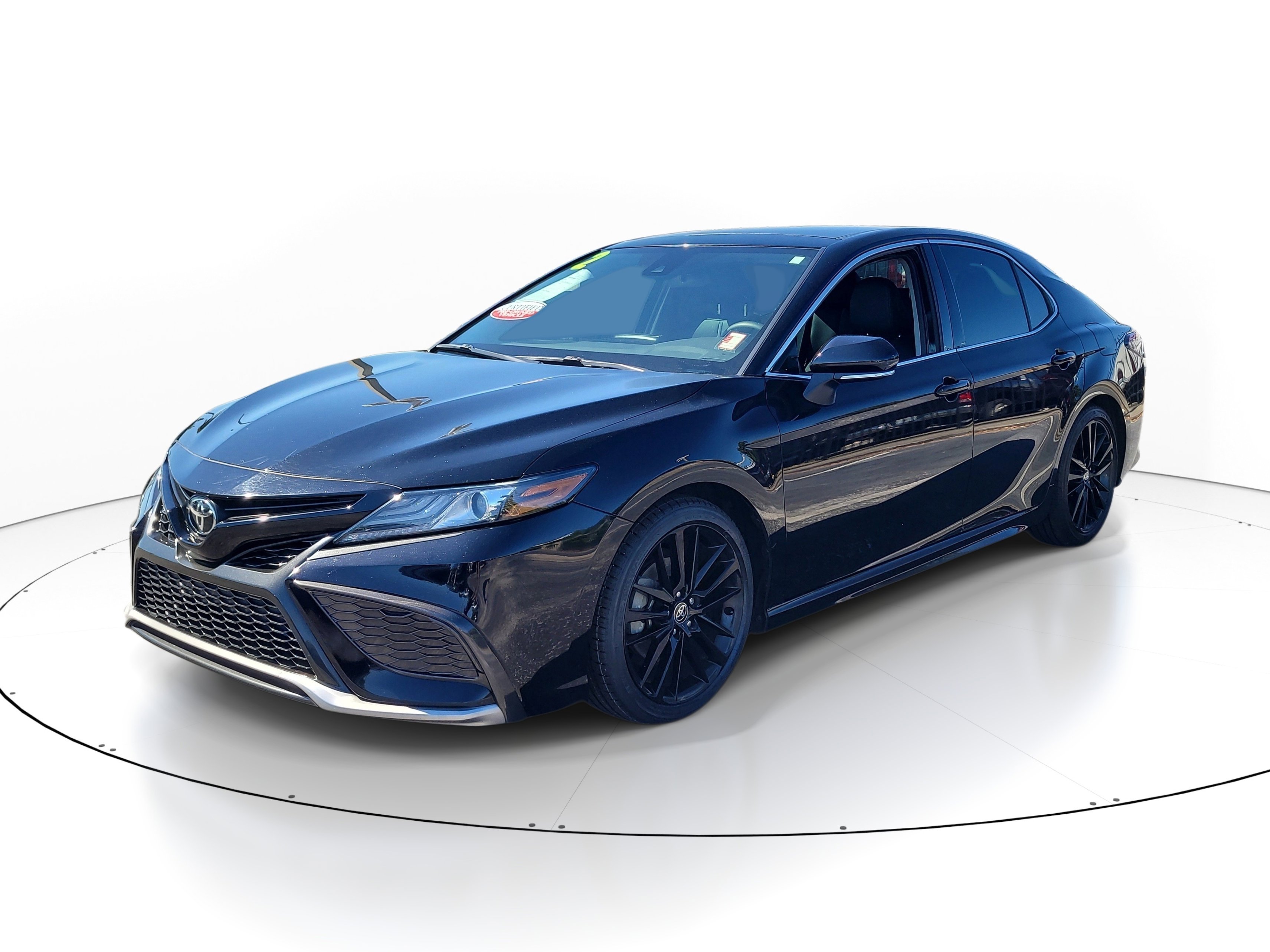 Certified 2022 Toyota Camry XSE image 3