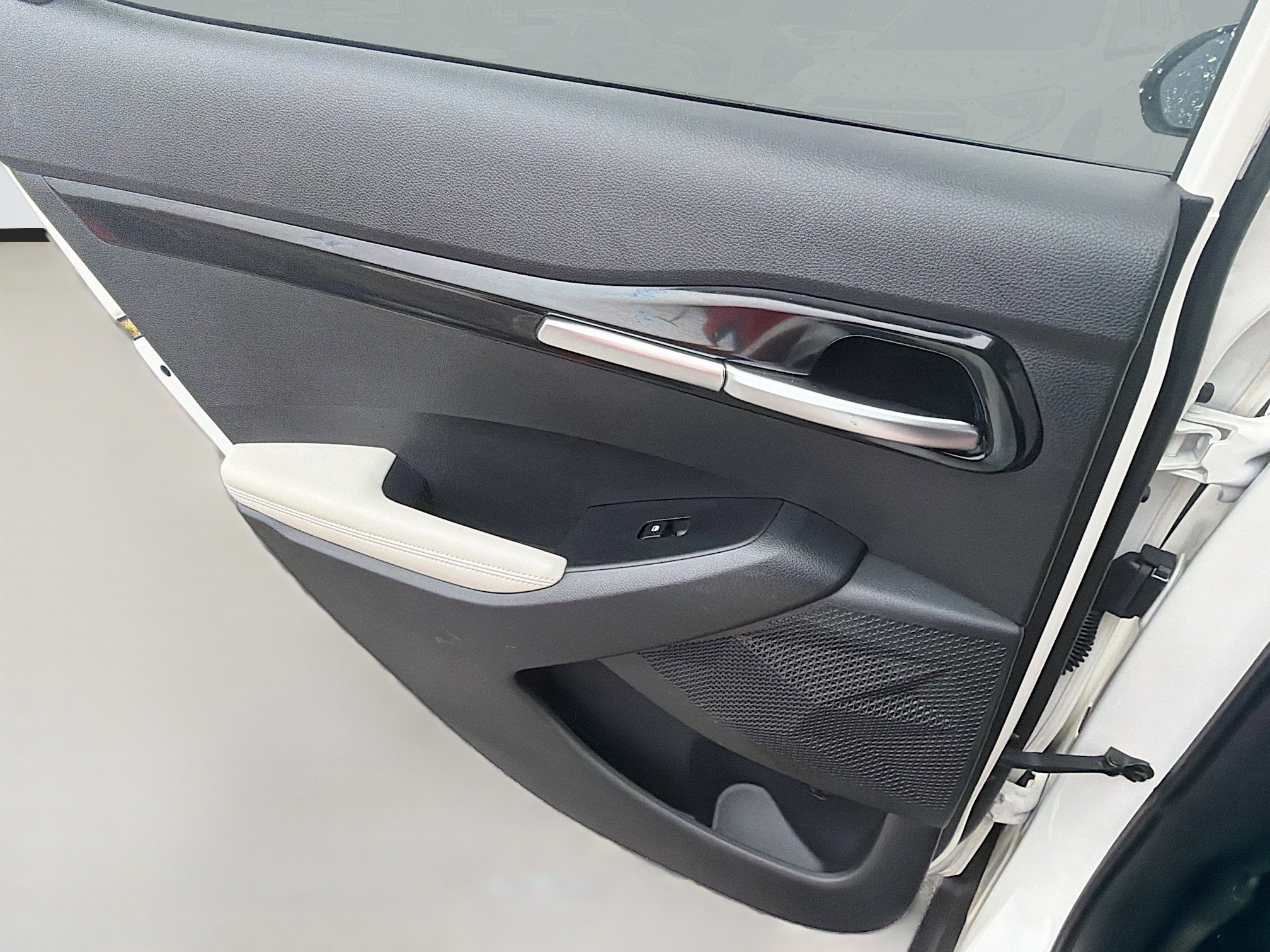 Used 2023 Kia Seltos SX AWD/4WD image 43