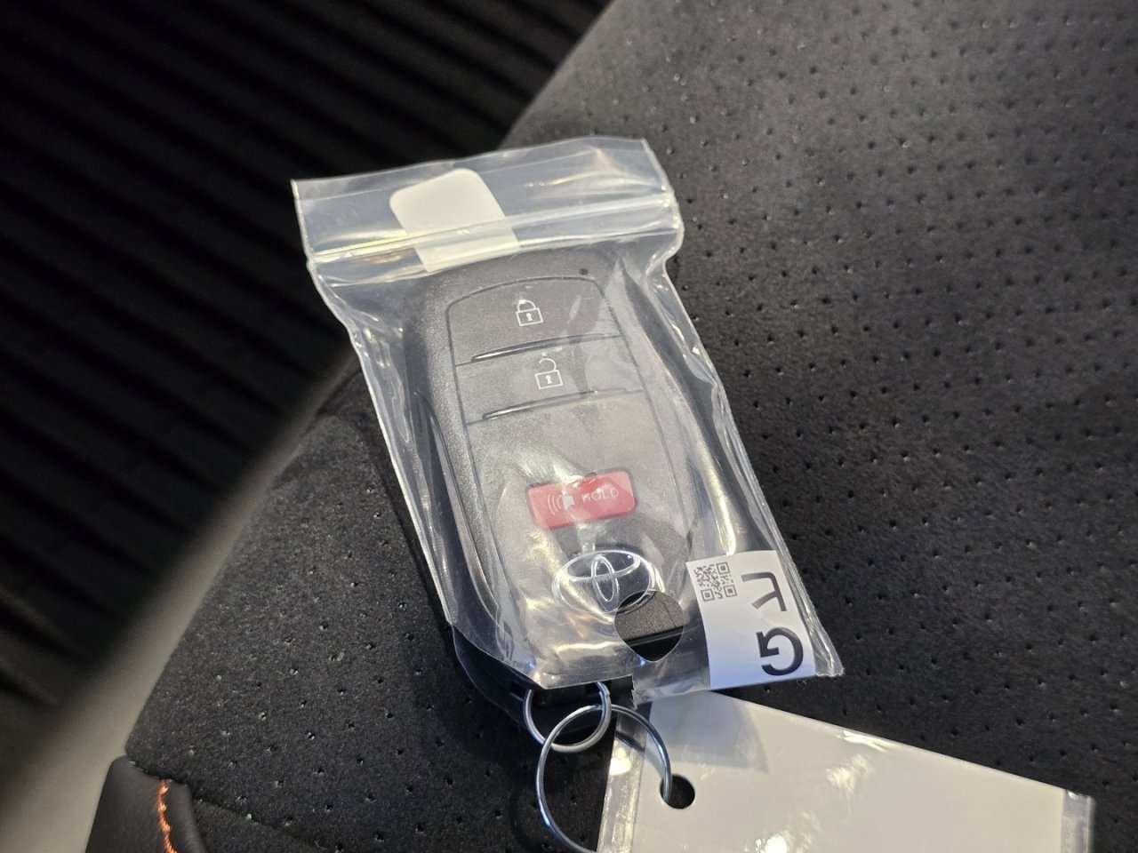 New 2026 Toyota Corolla SE FWD image 31