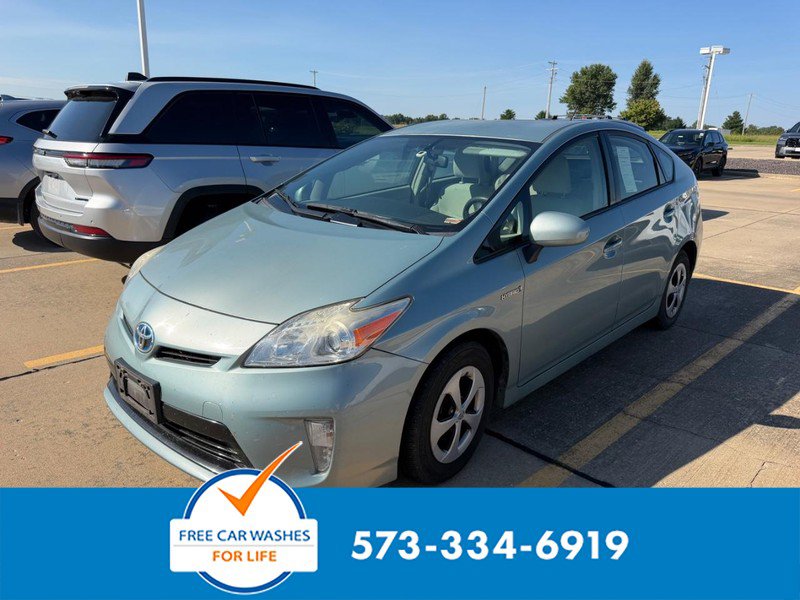 Used 2014 Toyota Prius Three FWD image 1