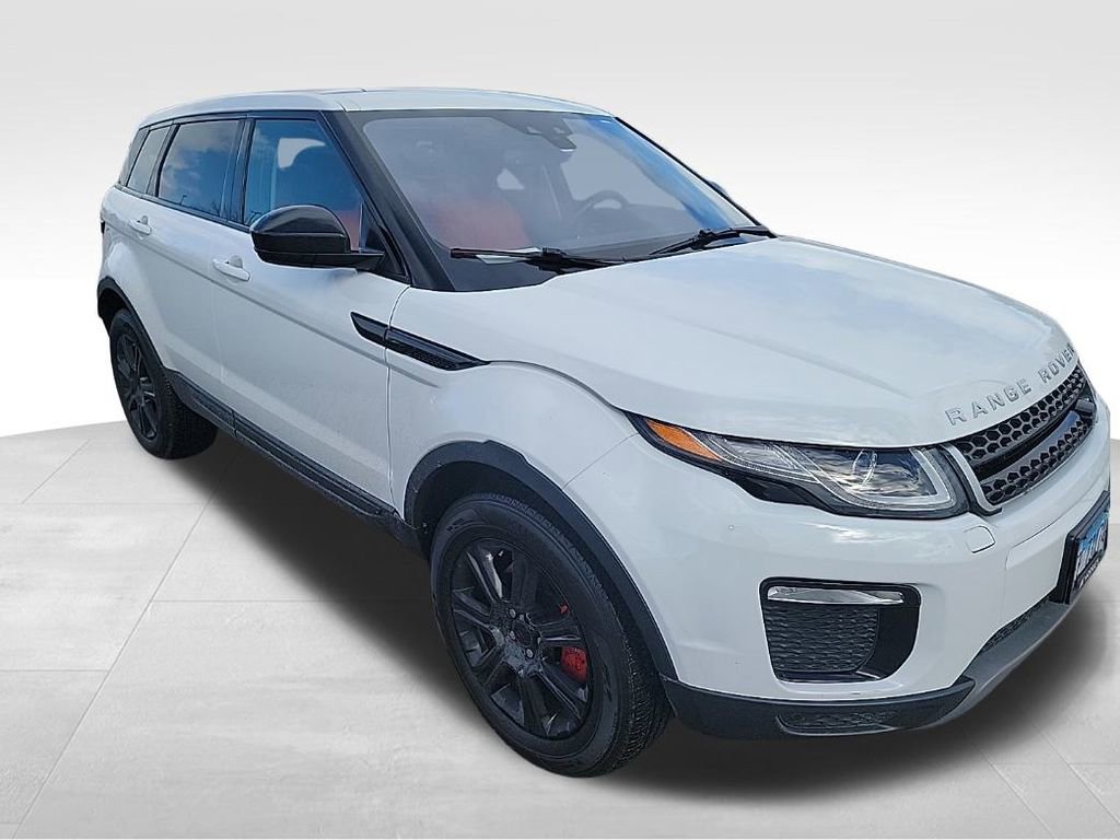 Used 2017 Land Rover Range Rover Evoque SE Premium image 3