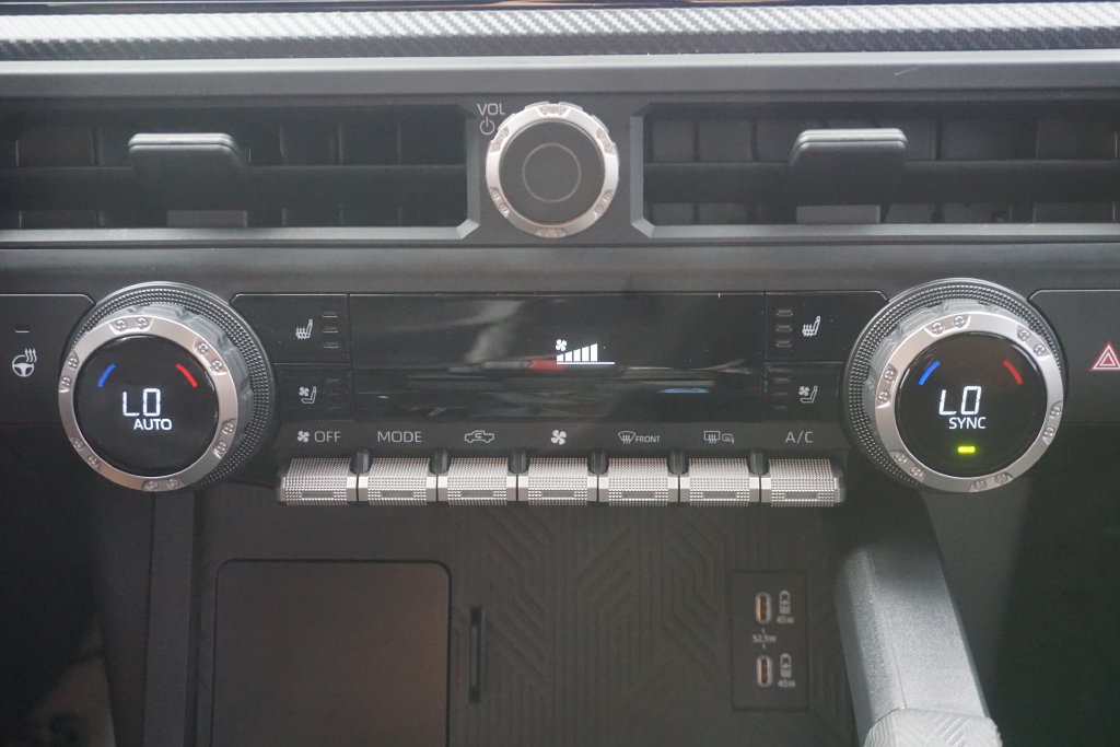 Used 2024 Toyota Tacoma TRD Pro AWD/4WD image 14