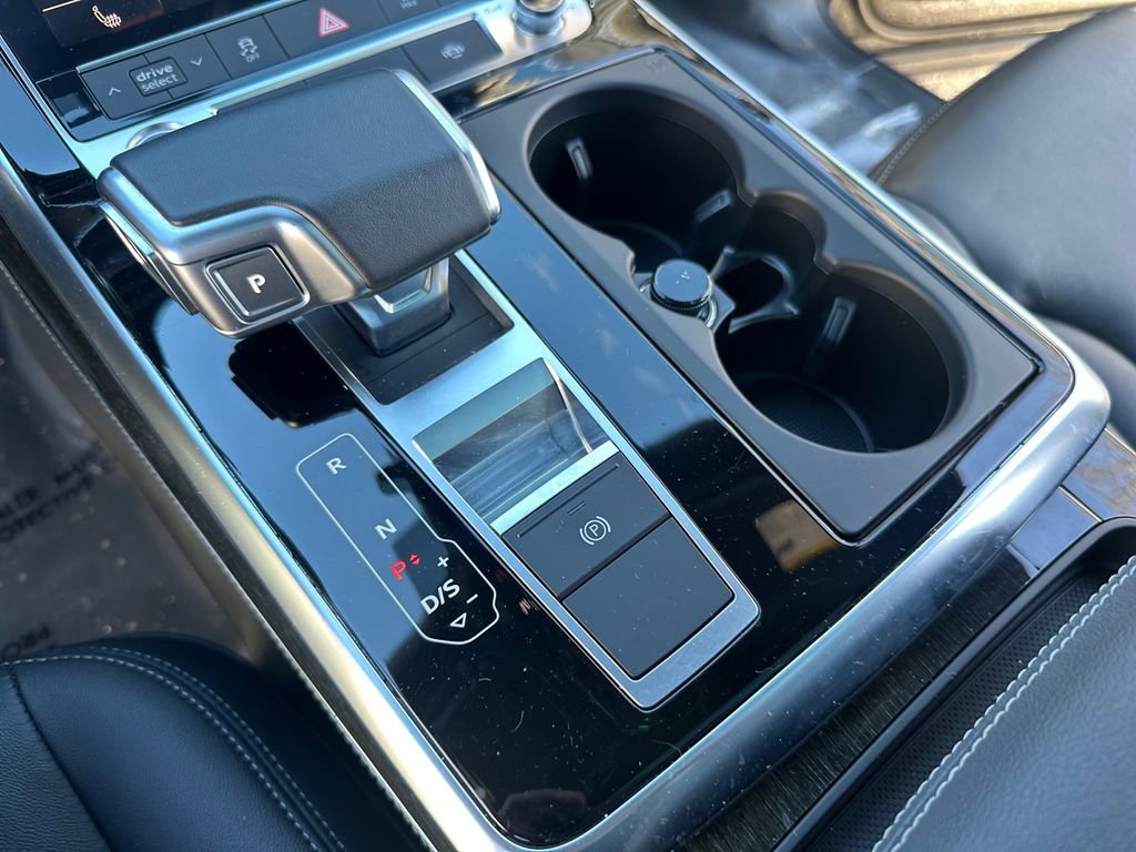 Used 2025 Audi Q7 3.0T Premium Plus image 18