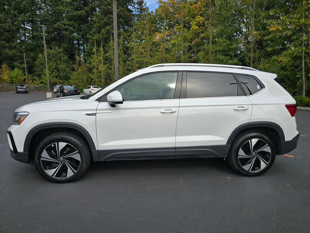 Used 2024 Volkswagen Taos SE AWD/4WD image 29