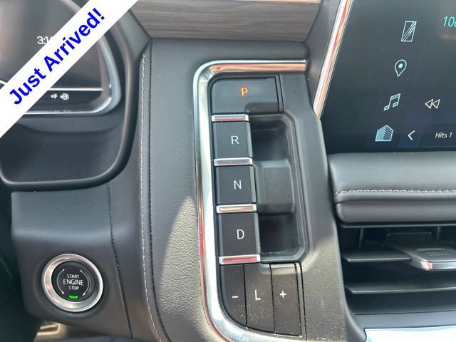 Used 2024 Chevrolet Tahoe Z71 w/ Luxury Package AWD/4WD image 26