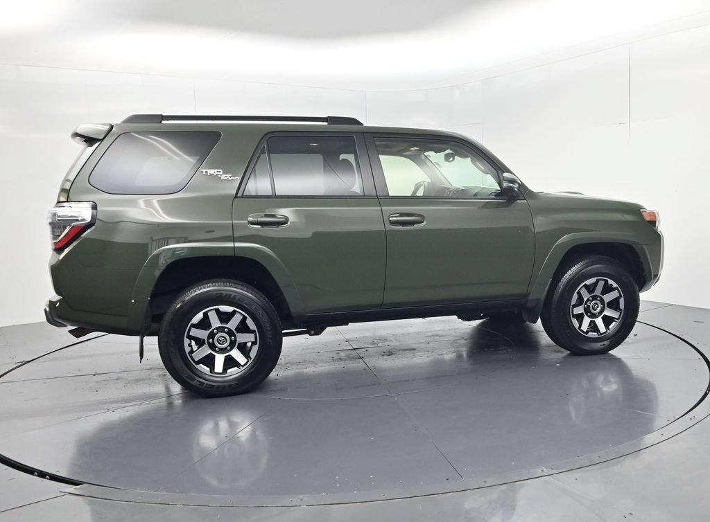 Used 2022 Toyota 4Runner TRD Off-Road Premium AWD/4WD image 8