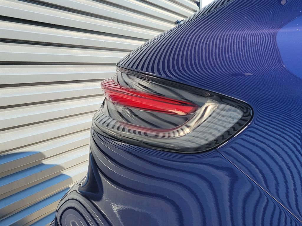 New 2026 Porsche Macan S image 16