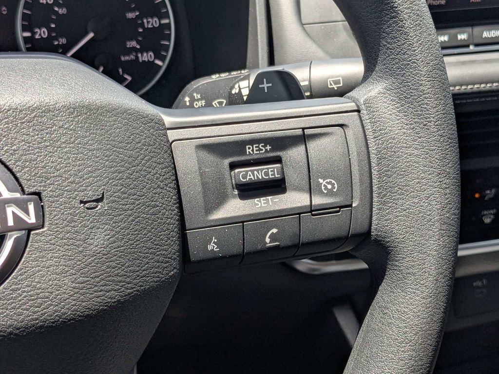 Used 2026 Nissan Rogue S FWD image 23