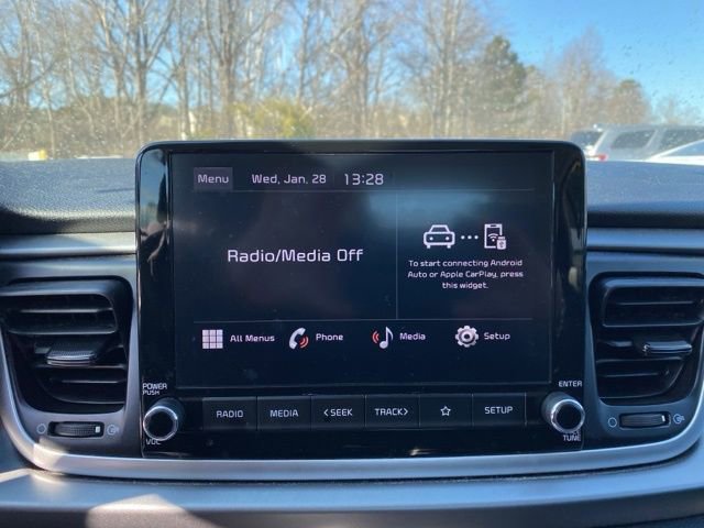 Used 2022 Kia Rio LX image 18