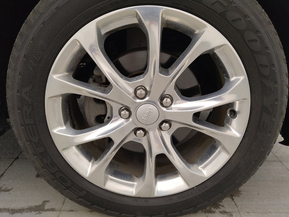 Used 2019 Jeep Grand Cherokee Summit AWD/4WD image 31