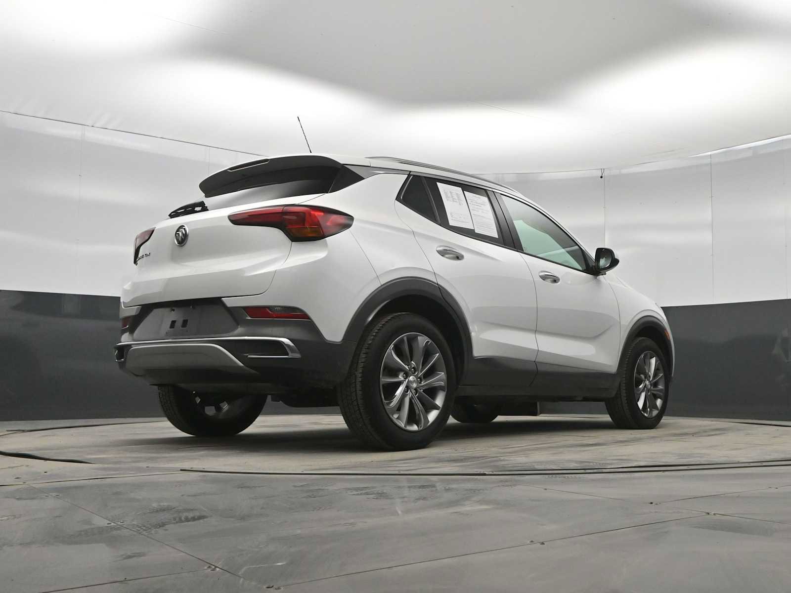 Used 2022 Buick Encore GX Essence w/ Experience Buick Package AWD/4WD image 37