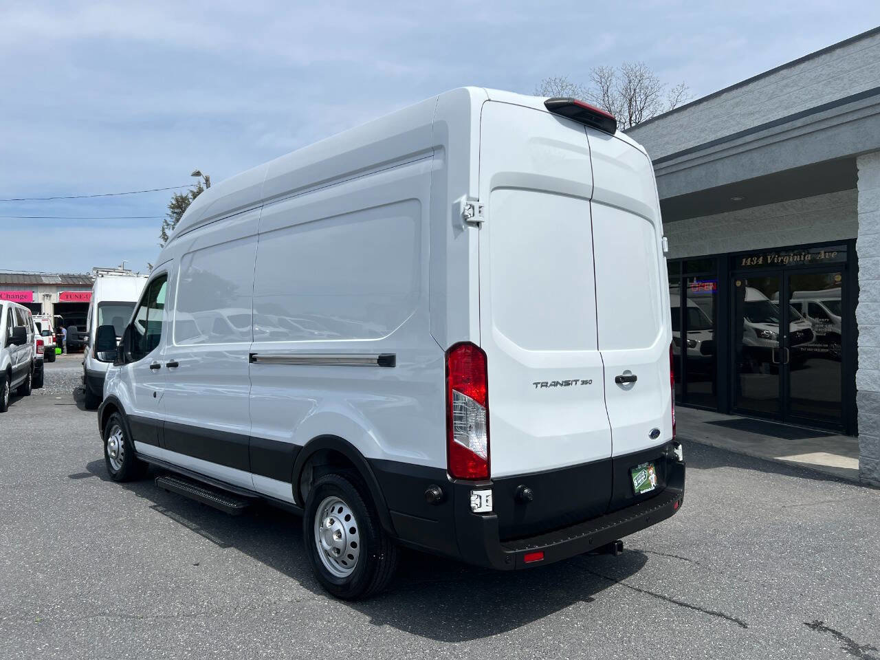 Used 2020 Ford Transit 350 148 High Roof w/ Upfitter Package RWD image 4