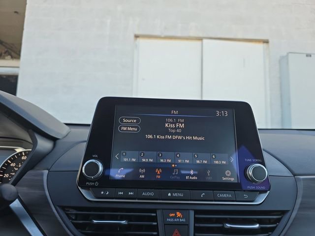 Used 2024 Nissan Altima 2.5 SV image 8