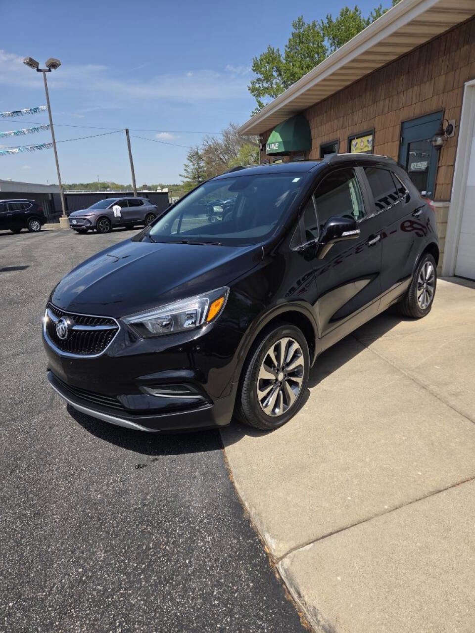Used 2019 Buick Encore Preferred FWD image 2