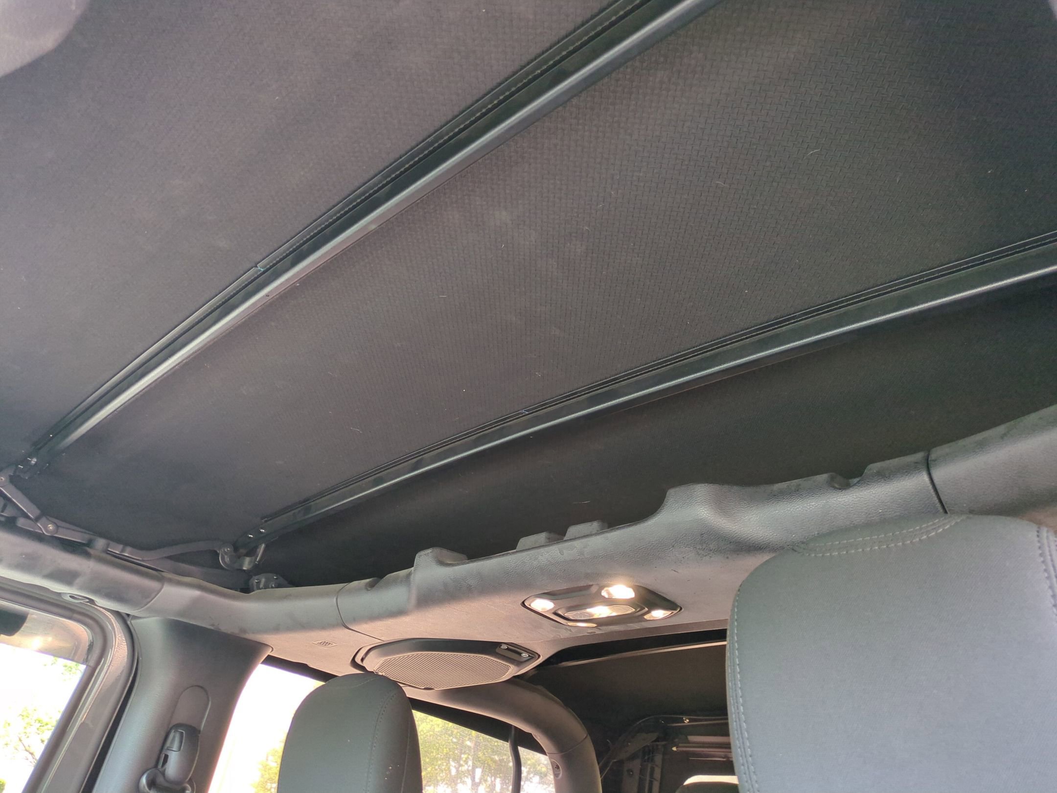 Used 2021 Jeep Wrangler Sport AWD/4WD image 27