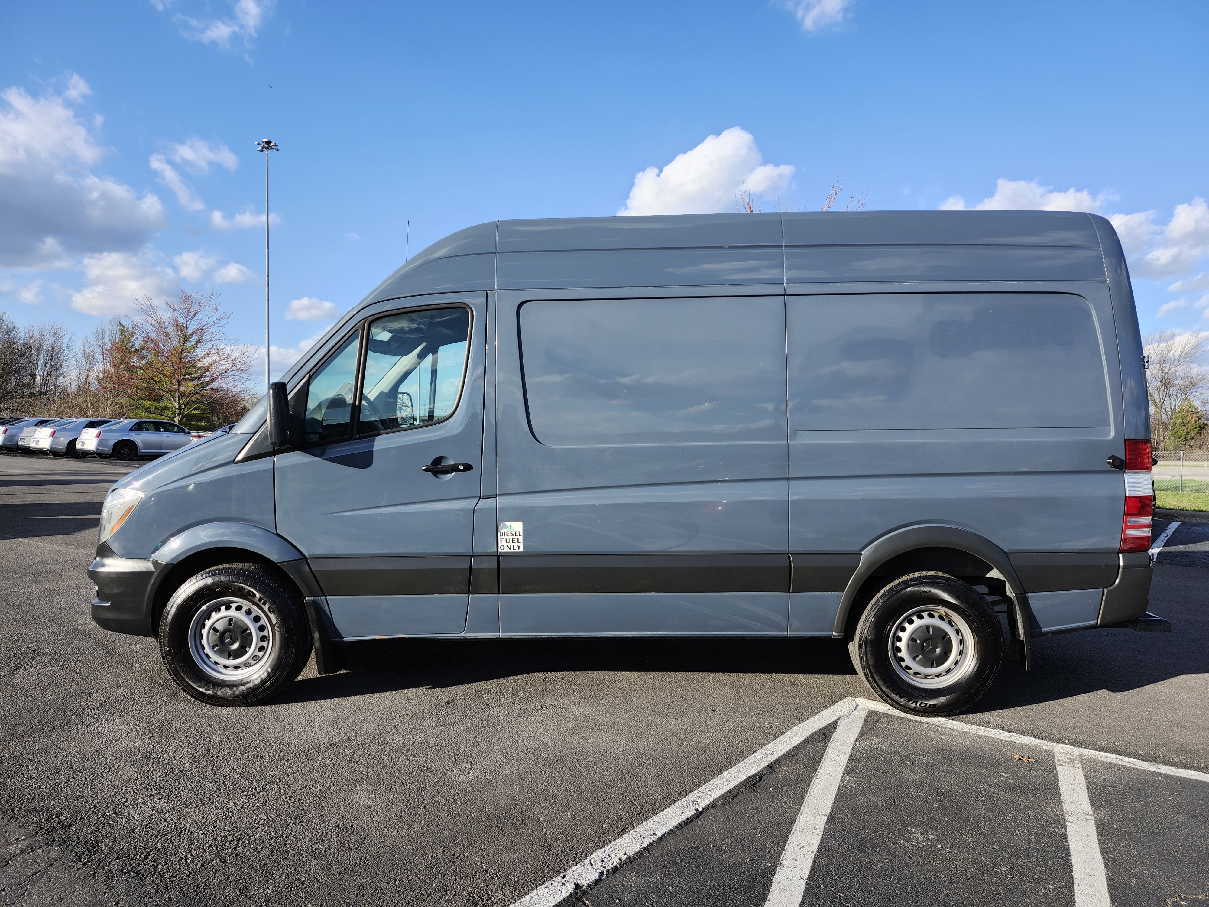 Used 2018 Mercedes-Benz Sprinter 2500 image 11