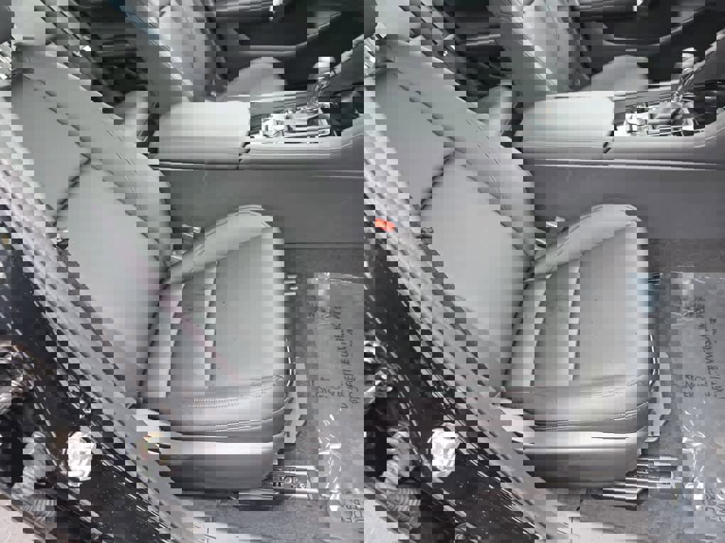 Certified 2025 MAZDA MAZDA3 s image 21