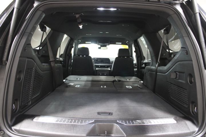 Certified 2025 Chevrolet Suburban Z71 image 15