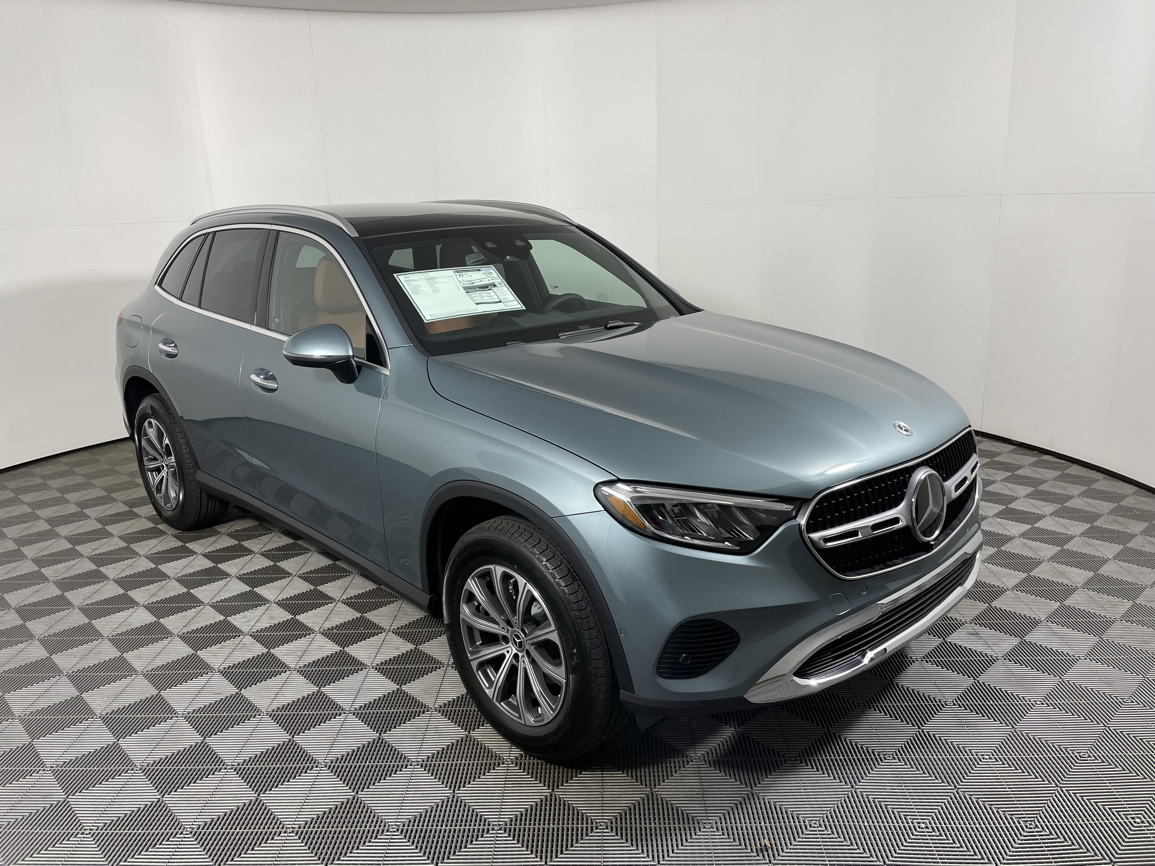 New 2026 Mercedes-Benz GLC 300 image 7