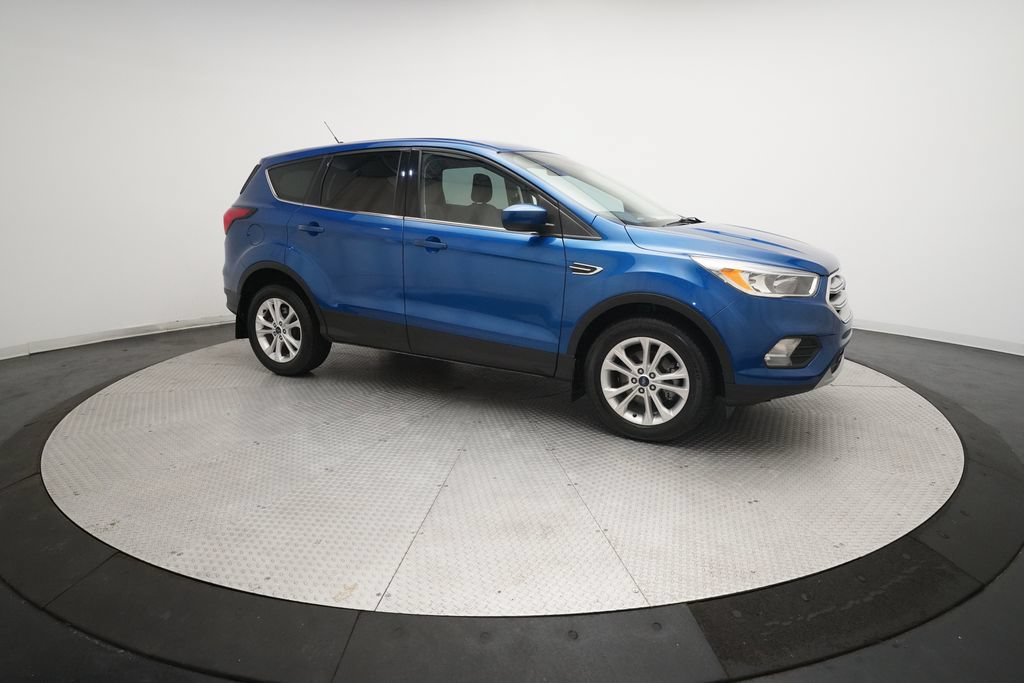 Used 2019 Ford Escape SE FWD image 35