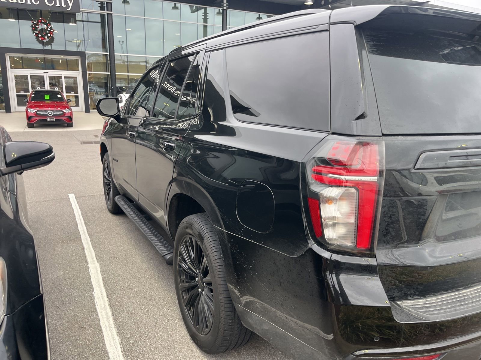 Used 2024 Chevrolet Tahoe Z71 image 8