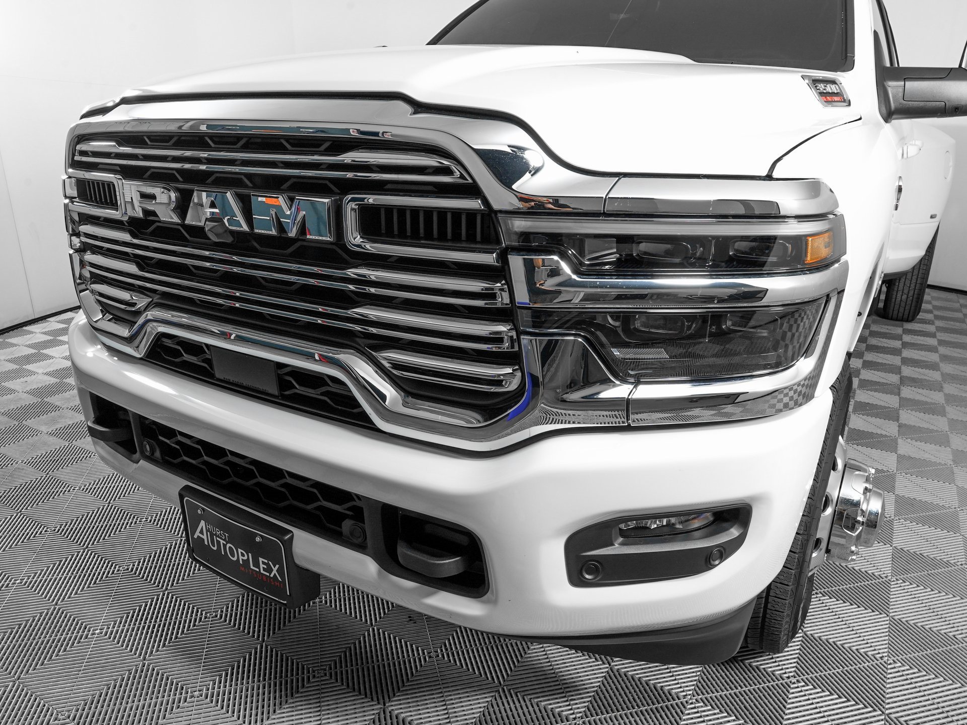 Used 2025 RAM 3500 Laramie w/ Max Tow Package image 29