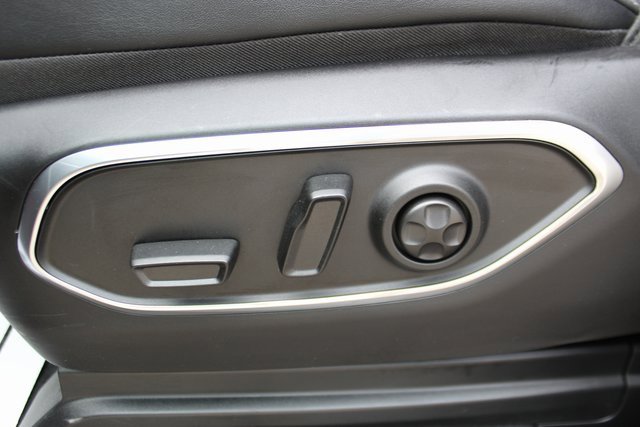 Used 2025 Jeep Wagoneer Series III w/ Premium Group I image 14