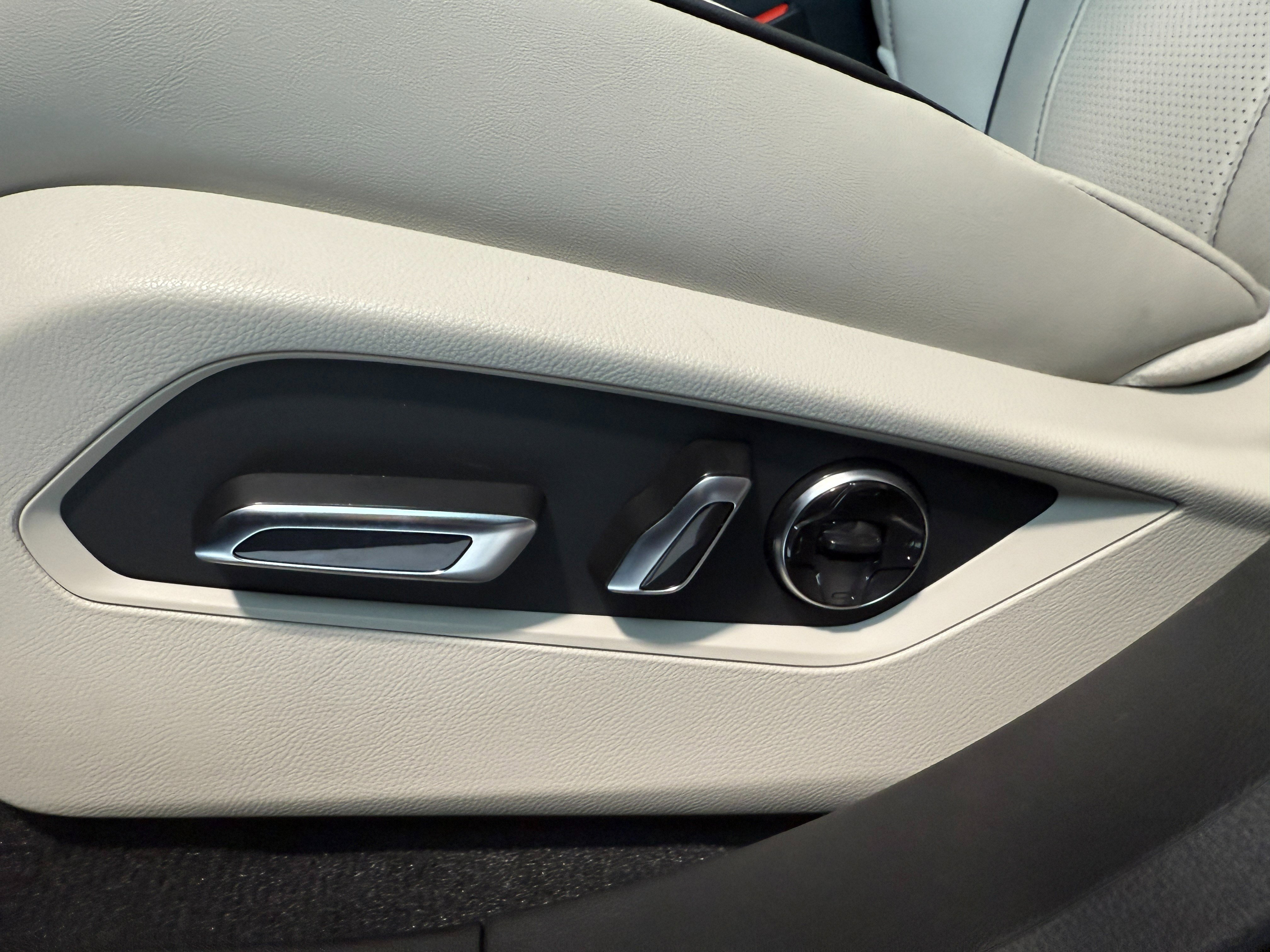 New 2026 Acura RDX SH-AWD w/ Advance Package image 22