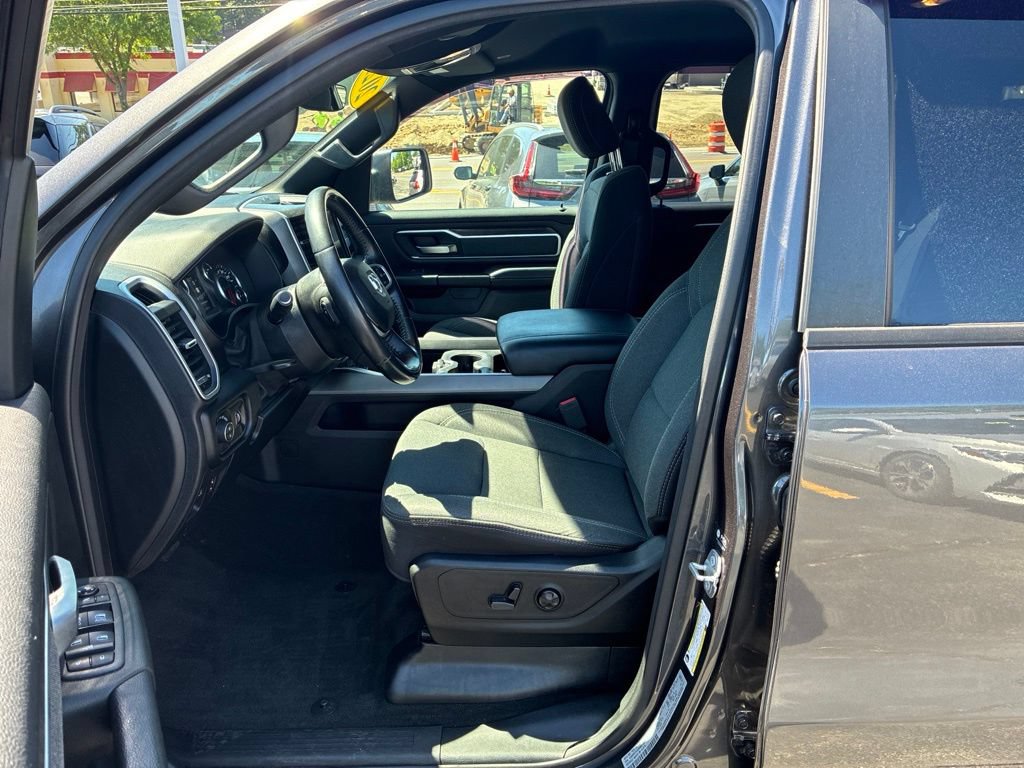 Used 2021 RAM 1500 Big Horn AWD/4WD image 14