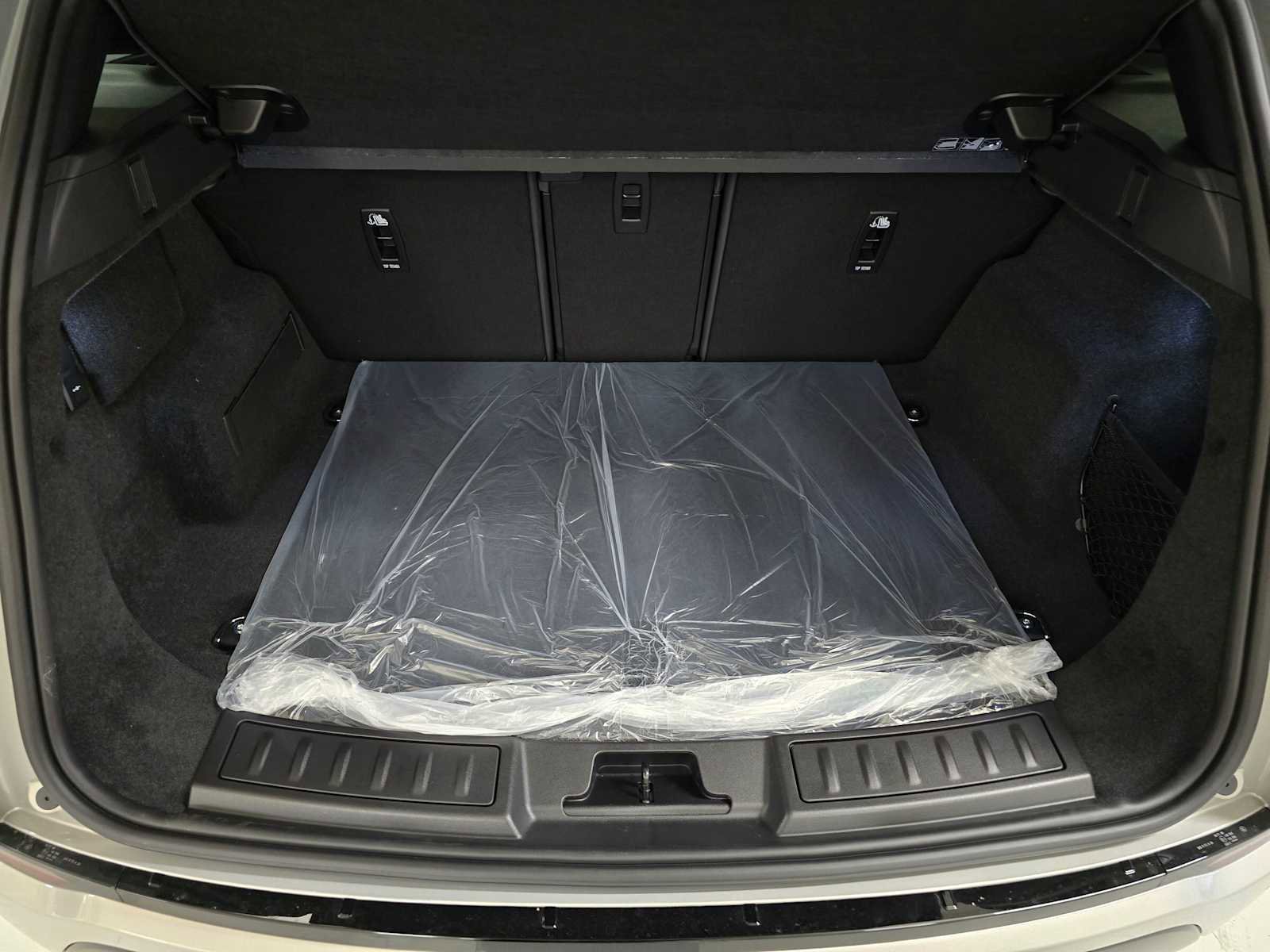 New 2026 Land Rover Range Rover Evoque S image 16