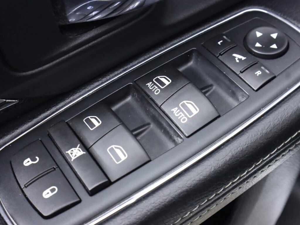 Used 2016 RAM 1500 Sport w/ Sport Premium Group image 30