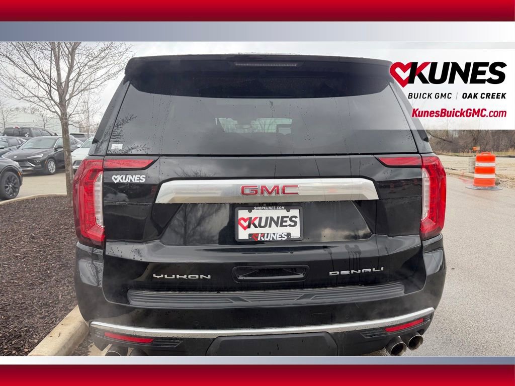 Used 2024 GMC Yukon Denali w/ Advanced Technology Package AWD/4WD image 5