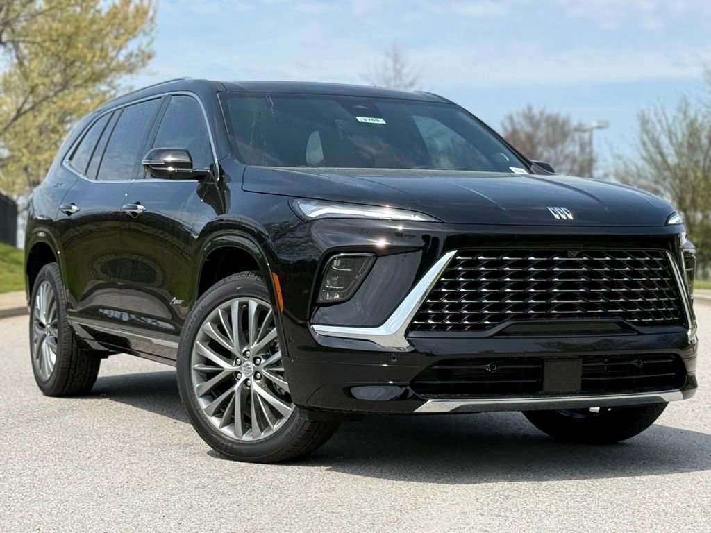 New 2026 Buick Enclave Avenir w/ Super Cruise Package image 2